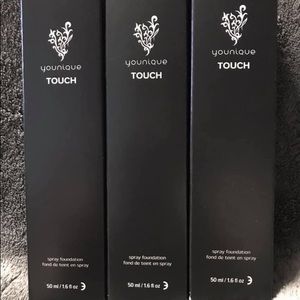 Younique Spray Foundation (Organza)